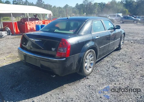2006 Chrysler 300C z USA, uszkodzony, nr VIN 2C3KA63H46H523492